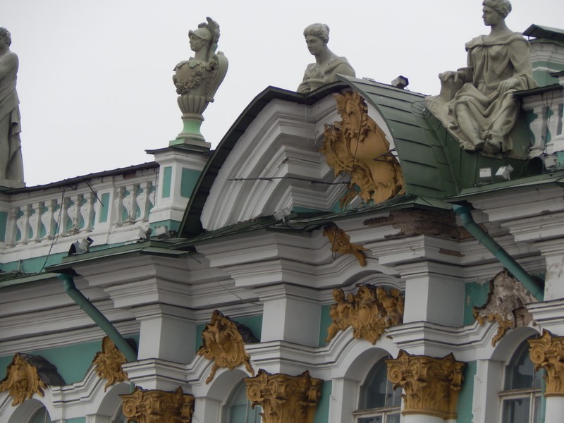 Фото к экскурсии Мобильный квест в Петербурге «Роковая любовь, или Бриллиант судьбы»