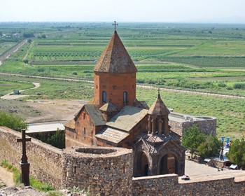 Хор Вирап, Арарат, монастырь Нораванк, фруктовый сад, Арени и гончарный мастер-класс