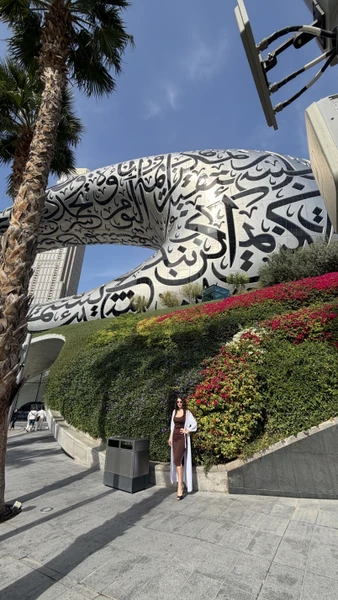 отличная экскурсия, парень- водитель умница, все рассказал и показал, знает хорошо историю со всеми датами, знает