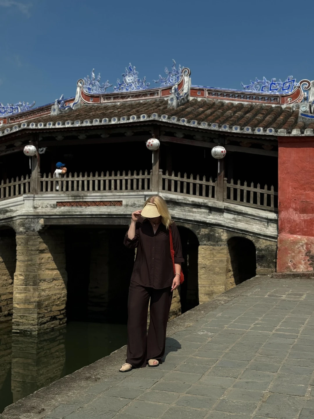 Во-первых, я рекомендую всем непременно побывать в этом невероятном городе — максимально аутентичном Хойане! Тут и