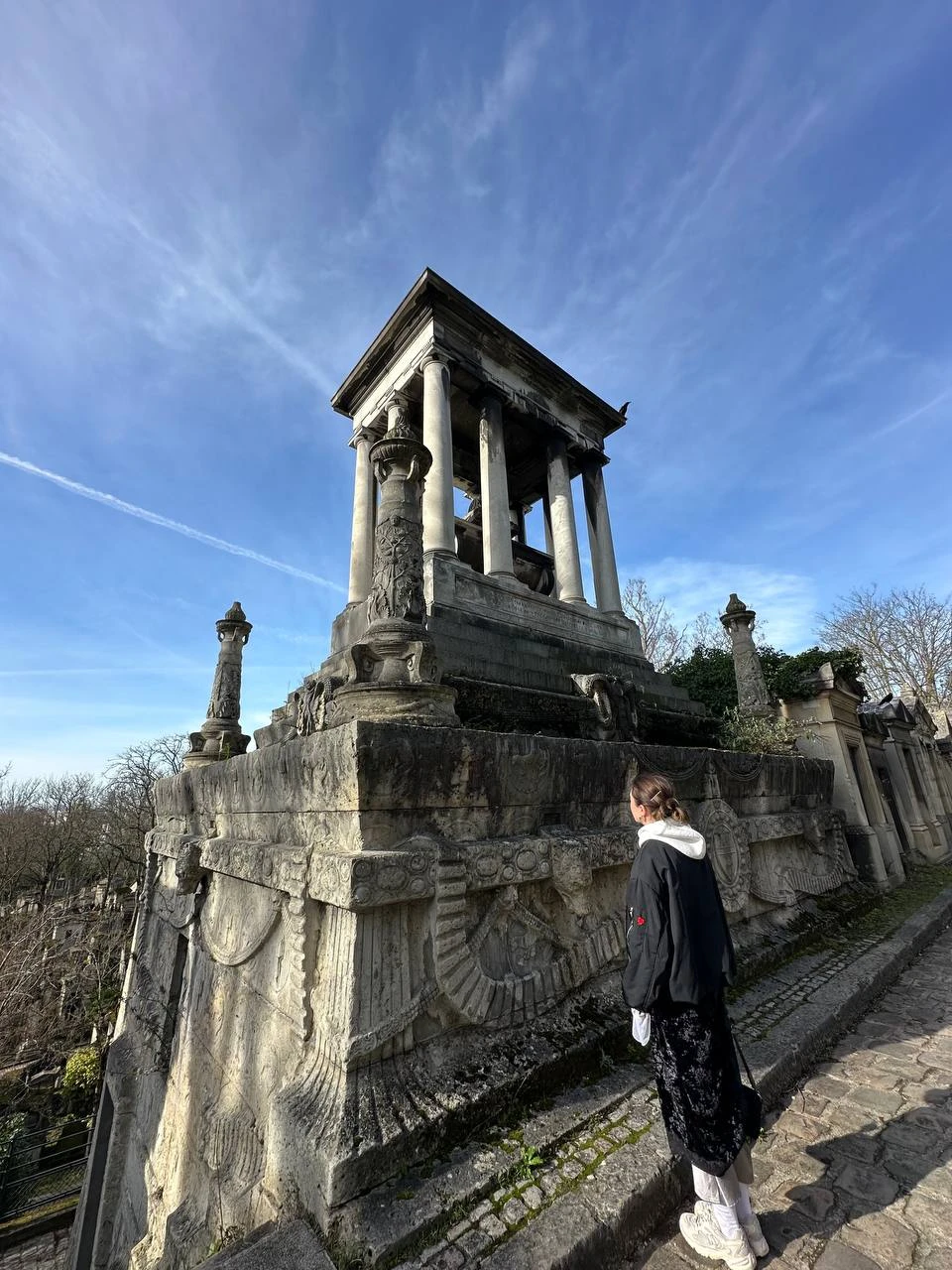 Я обожаю экскурсии, после которых в памяти остается несколько ярких историй, которыми можно потом делиться с