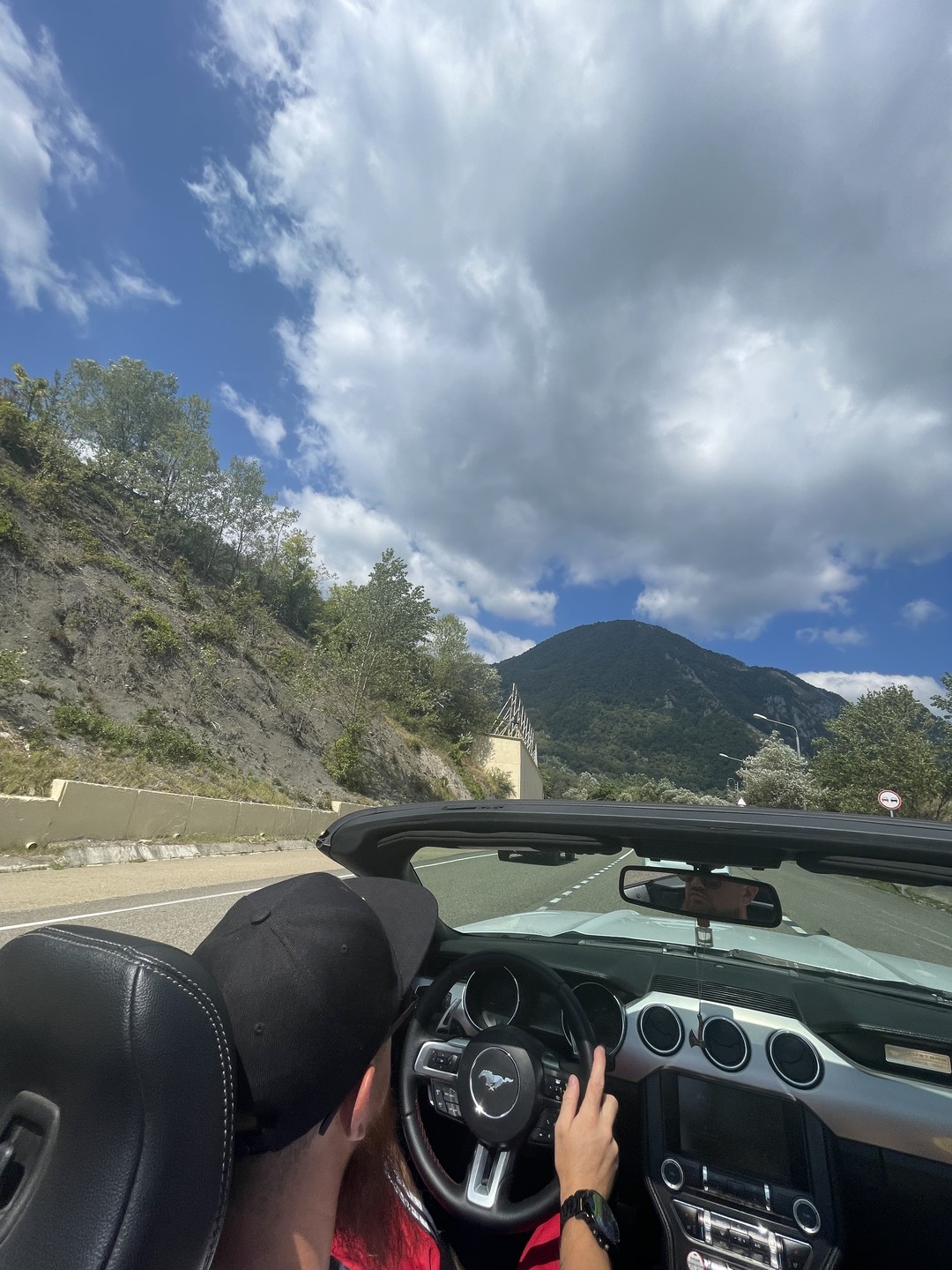 Интересная, комфортная и увлекательная прогулка!!! Александру огромное спасибо👍🏻👍🏻👍🏻