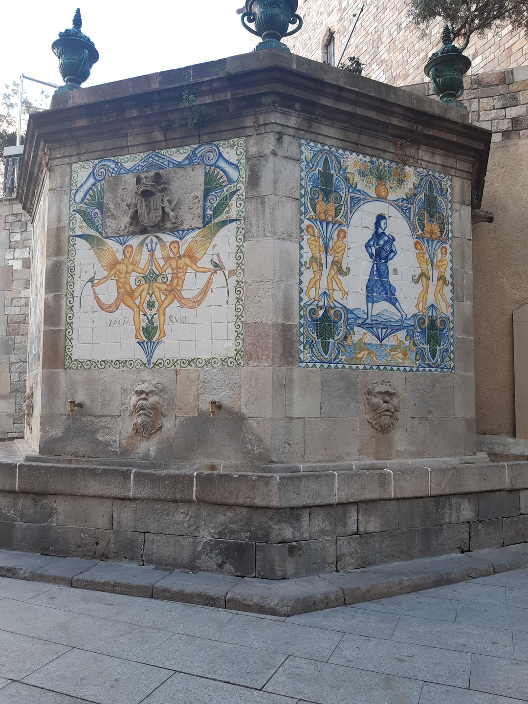 Легенды старинной и современной Барселоны (Ольга)