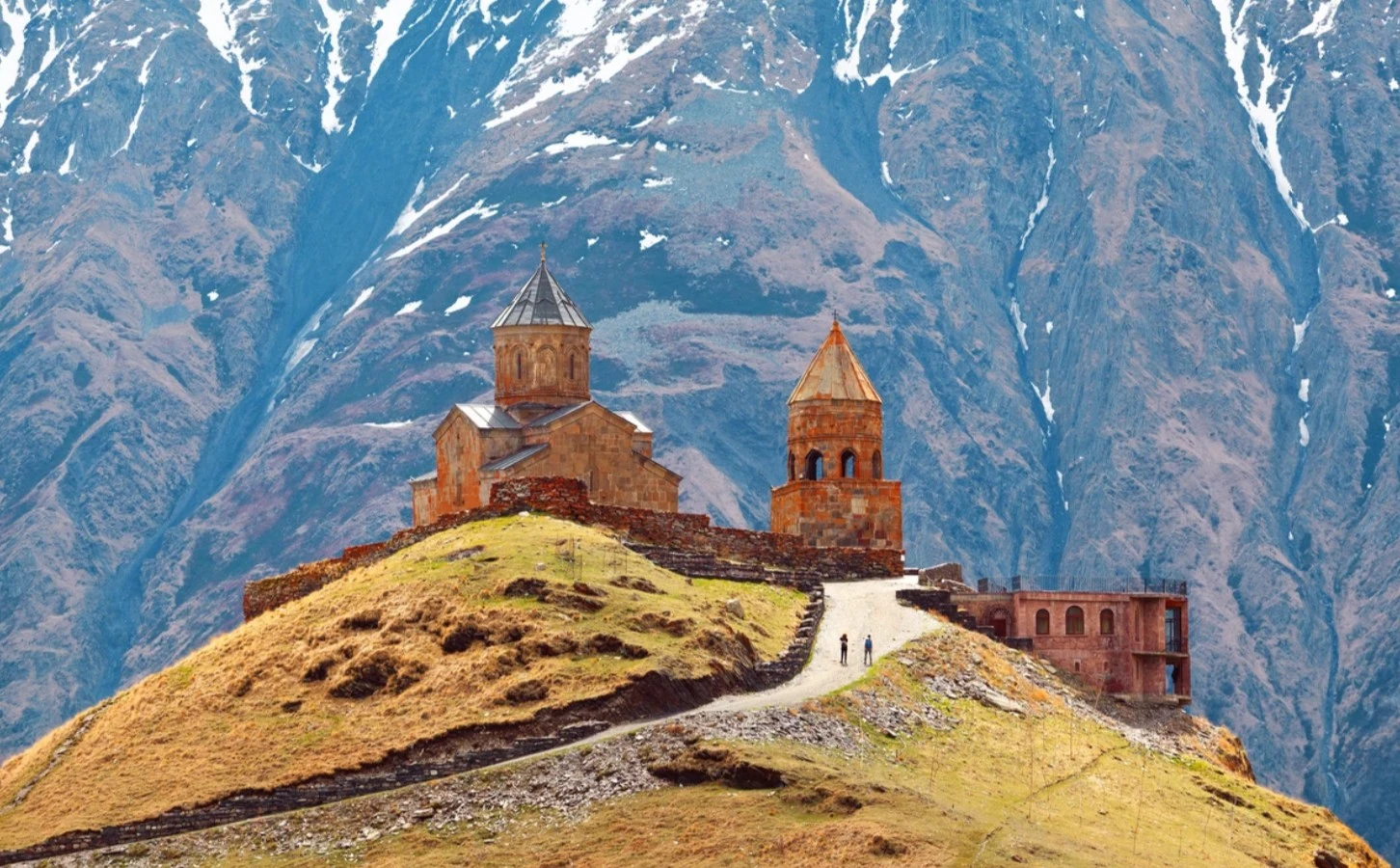 Майское наслаждение в Грузии: путешествие от Тбилиси до Боржоми