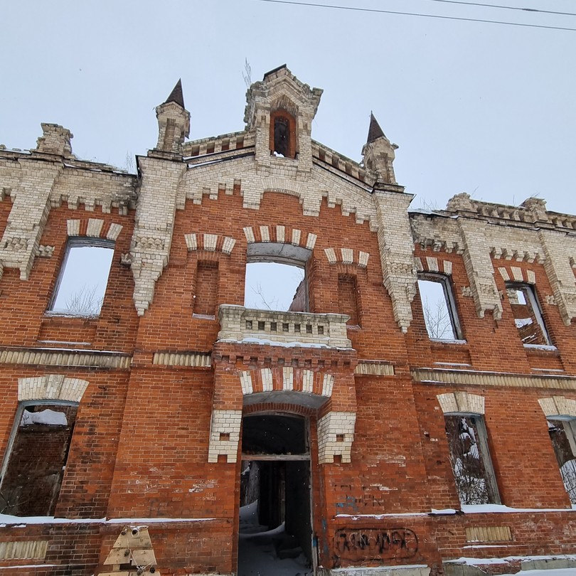 Посетили экскурсию- квест с двумя детьми. Школьного возраста. Специально выбрали такой формат, чтобы дети не заскучали.