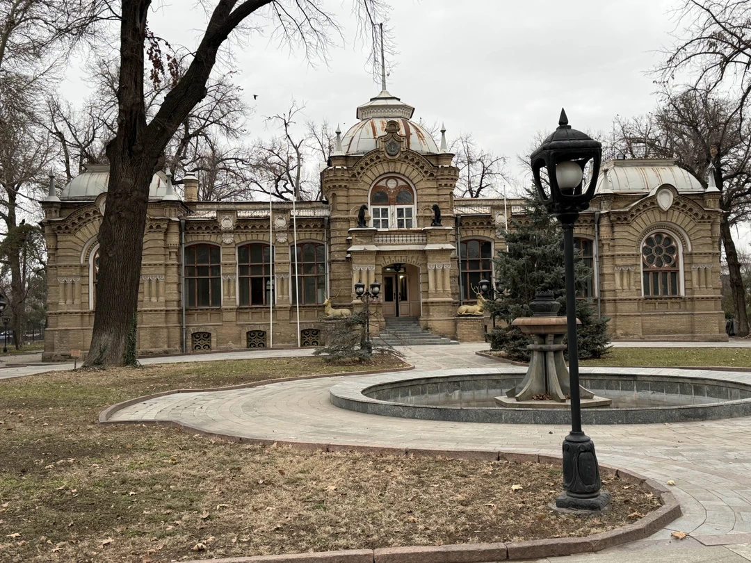 Отличная познавательная экскурсия. Самое то для знакомства с городом и страной 👍🏻 Гид Мурад провёл экскурсию