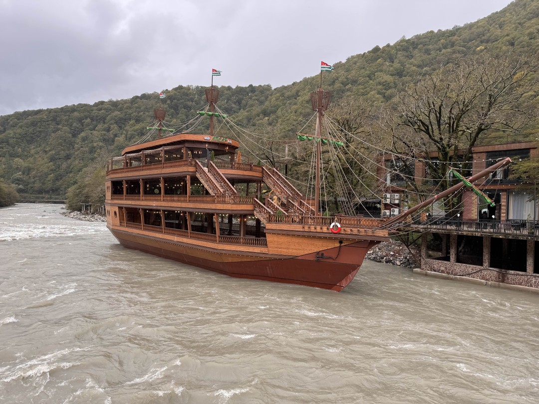 Индивидуальная экскурсия по солнечной Абхазии (Ирина)