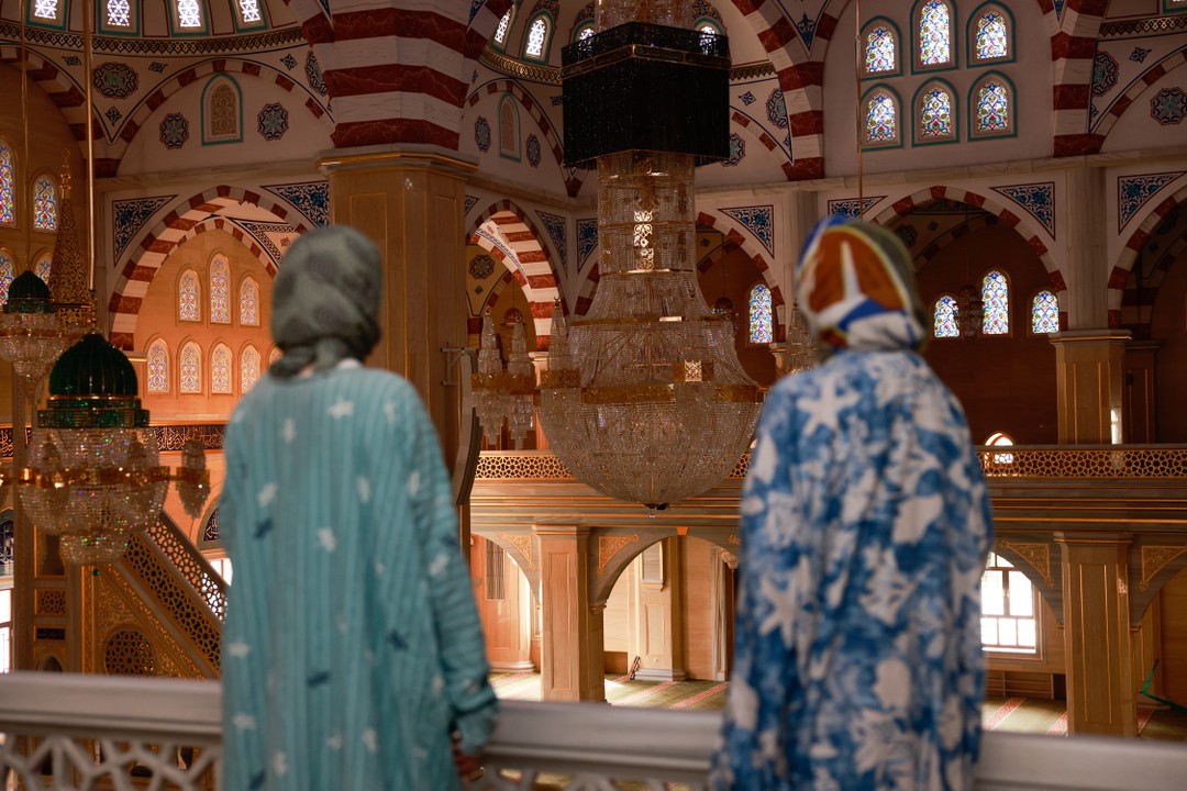 Самая запоминающаяся экскурсия благодаря профессиональному фотосету. Проводили два человека, экскурсовод Арслан и фотограф Камилла. Маршрут экскурсии