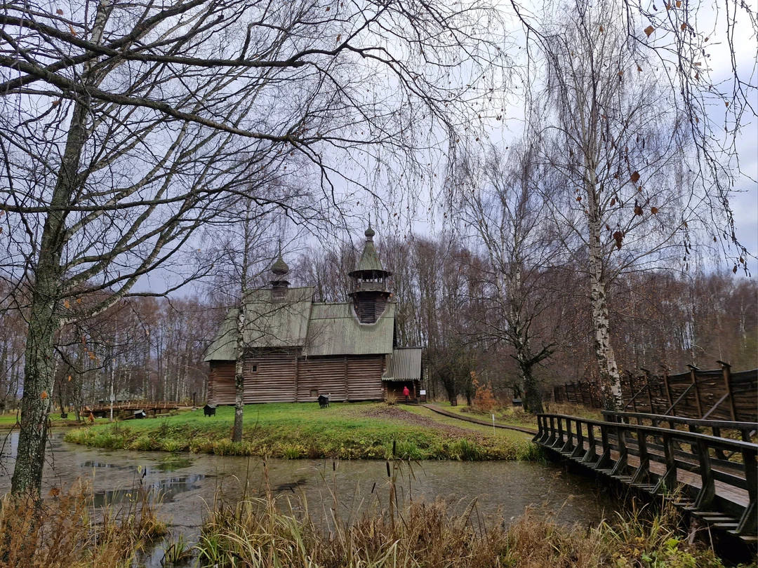 Великолепно! Час пролетел на одном дыхании. Открыли для себя много нового! Очень рады, что выбрали именно эту экскурсию!