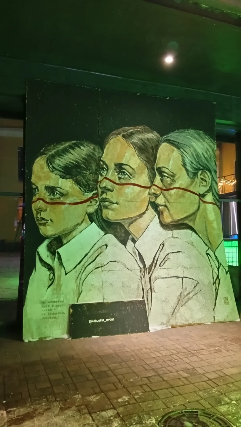 Экскурсия интересна тем, что не каждый день походишь по задворкам Ярославля и не зайдешь в этакий