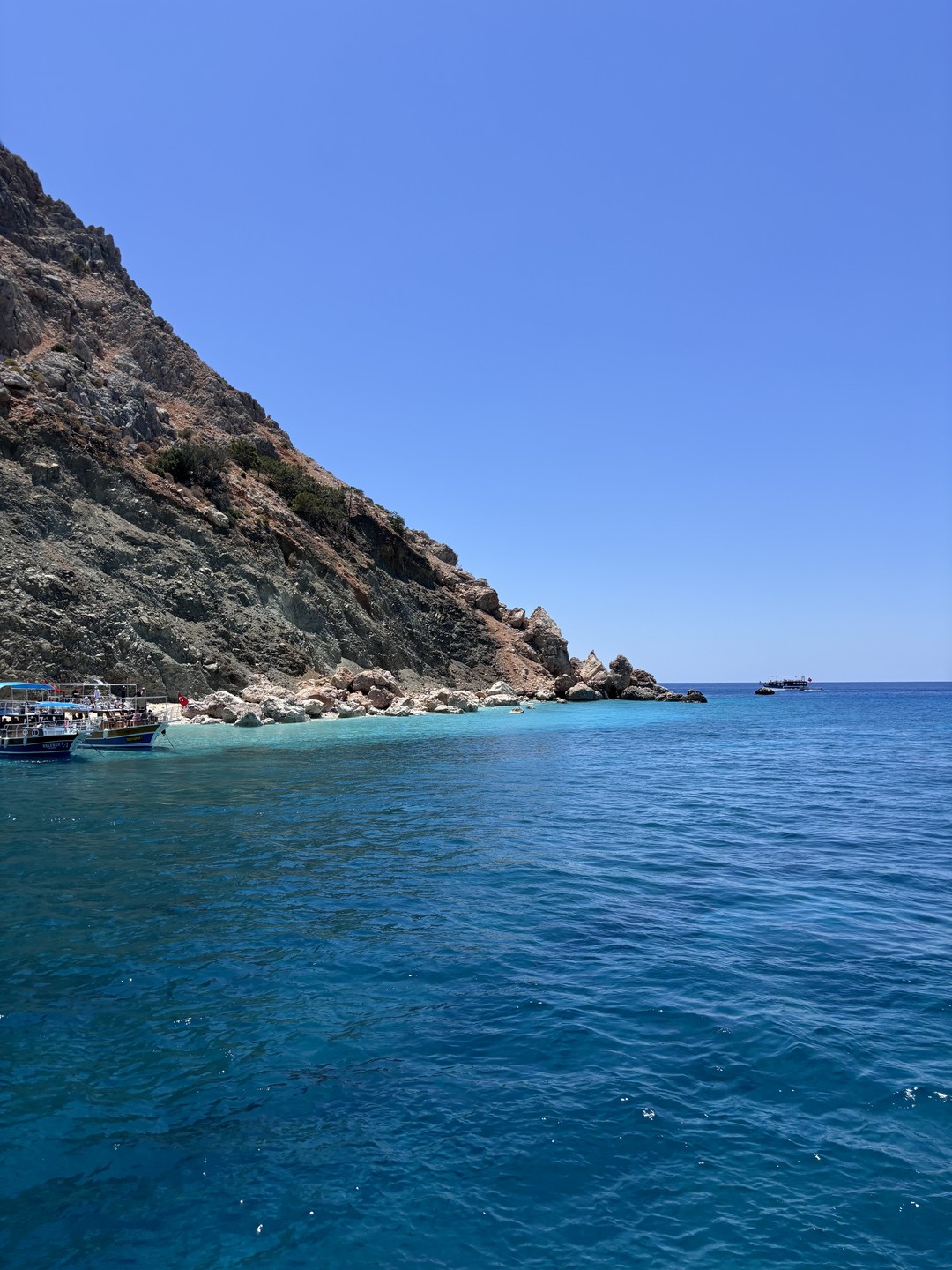 красота! водичка красивая и теплая, и правда будто мальдивы.