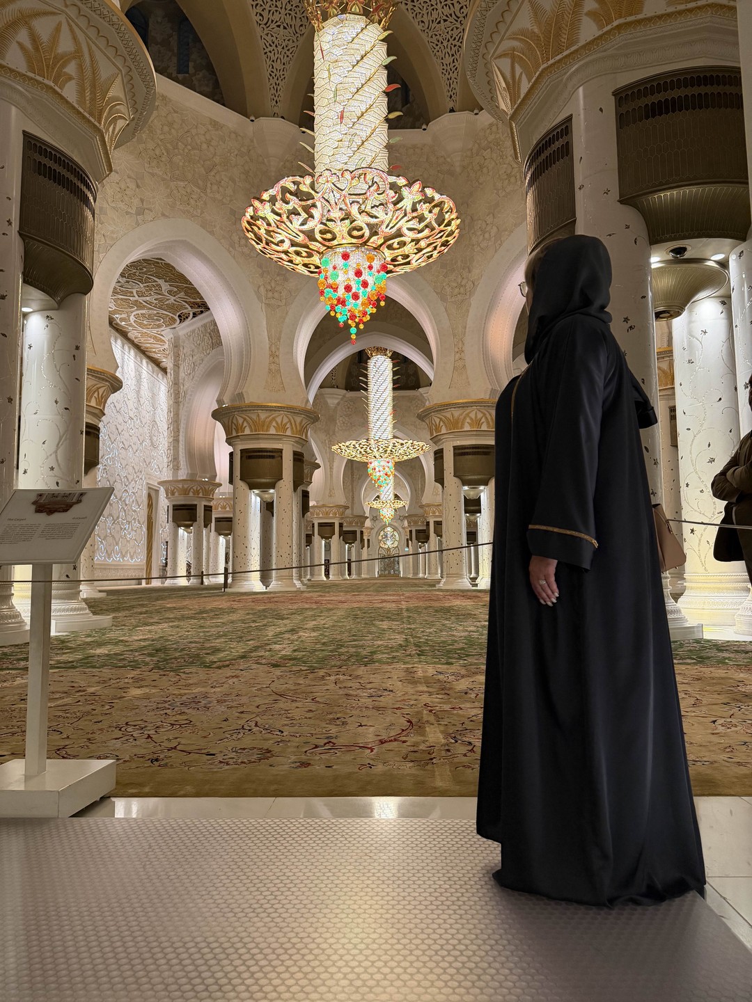 Спасибо большое Муслиму за прекрасную экскурсию! Организация на высоте, все билеты приобретались заранее без очередей и