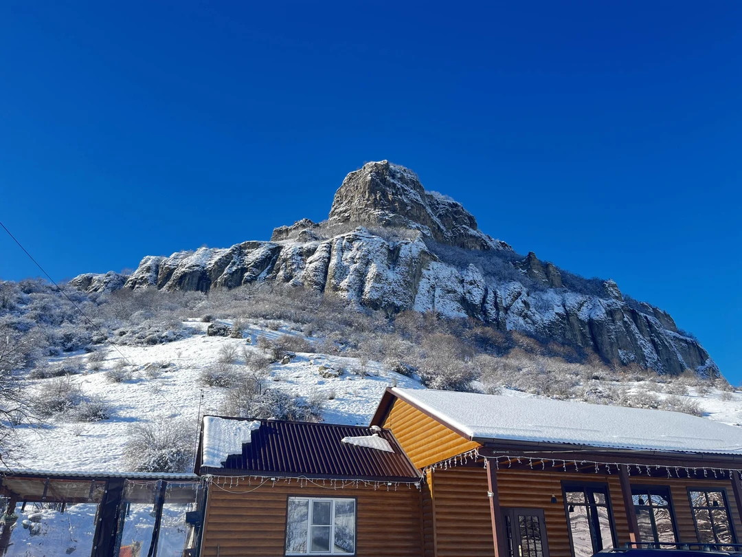 Поездка была 2 января. Все очень понравилось!! Отдельное спасибо нашему водителю Денису за веселую поездку и