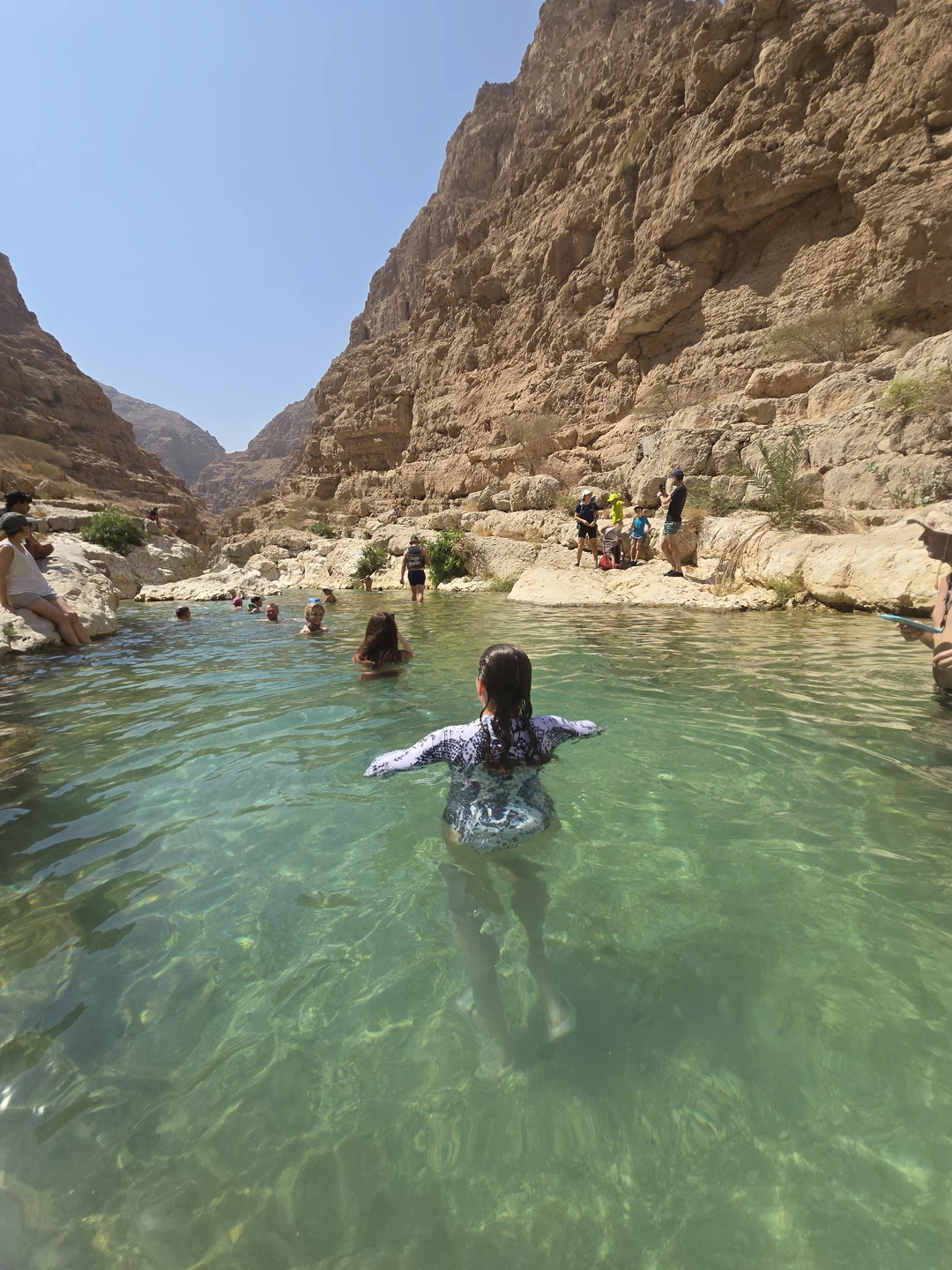 Моя третья экскурсия от Трипстера за время пребывания в Омане, и пожалуй, самая активная. С гидом