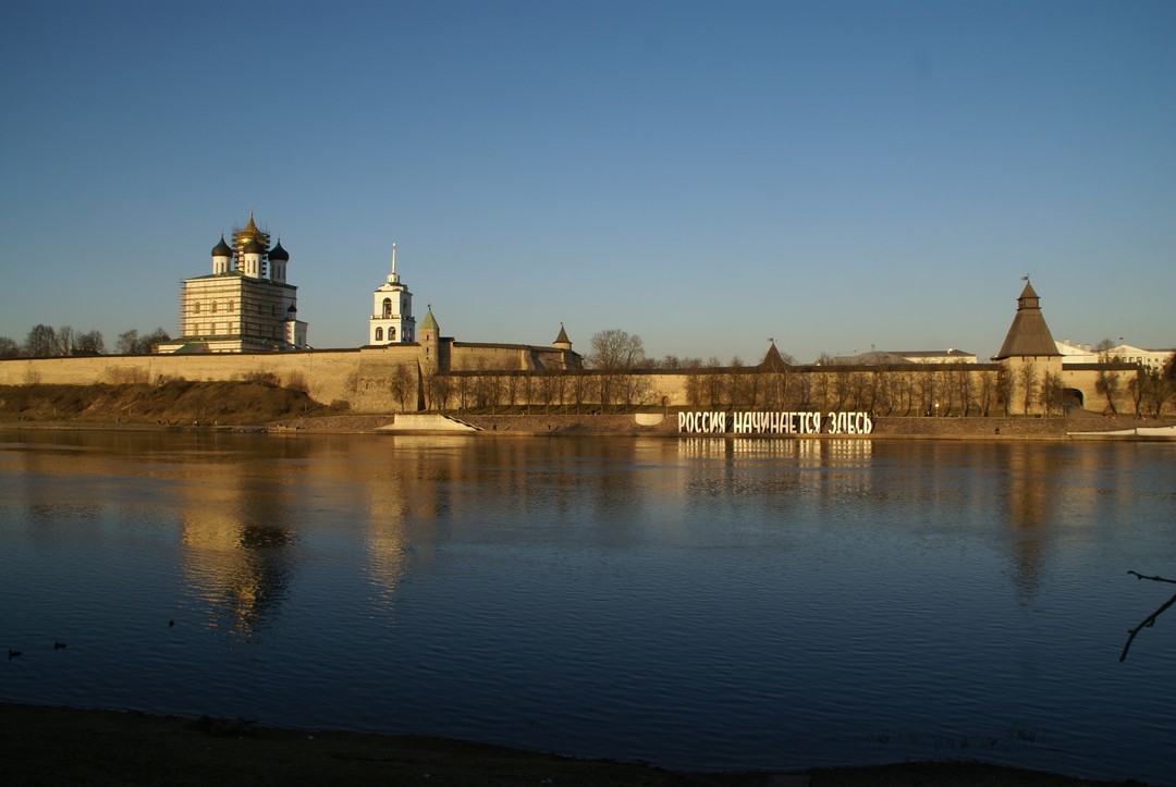 Псков, Изборск и Печоры: групповая авто-пешеходная экскурсия (Михаил)