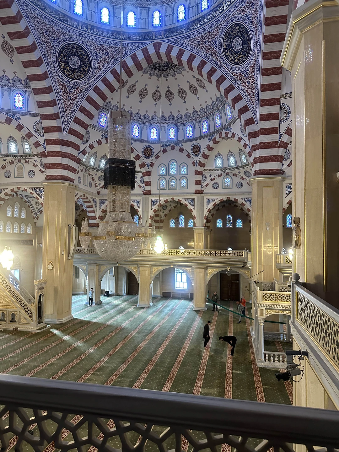 Прекрасная экскурсия, прекрасная Мадина, мы влюбились в Грозный и Чечню. Планируем еще приехать не раз, спасибо огромное