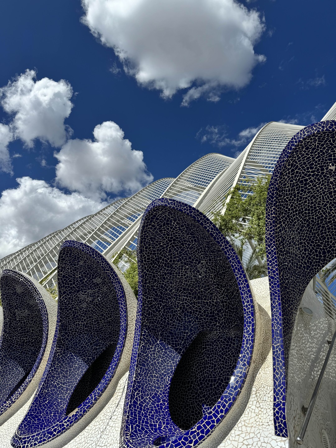 Отличная экскурсия! Помимо классного материала, Михаил с женой очень приятные люди. Очень приятно было пообщаться. Рассказали