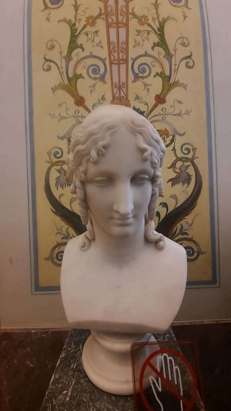 Эрмитаж: самое важное за 2 часа в мини-группе (билеты без очереди включены) (Елена)