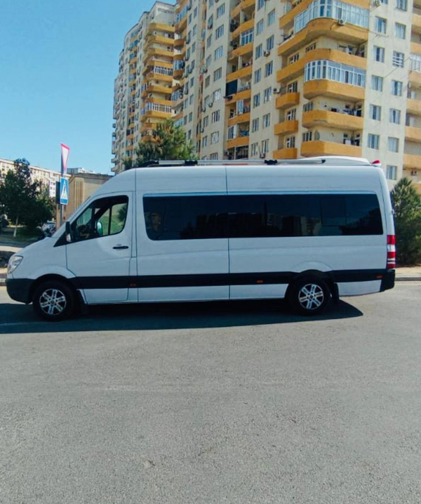 Трансфер из аэропорта в Баку на микроавтобусе