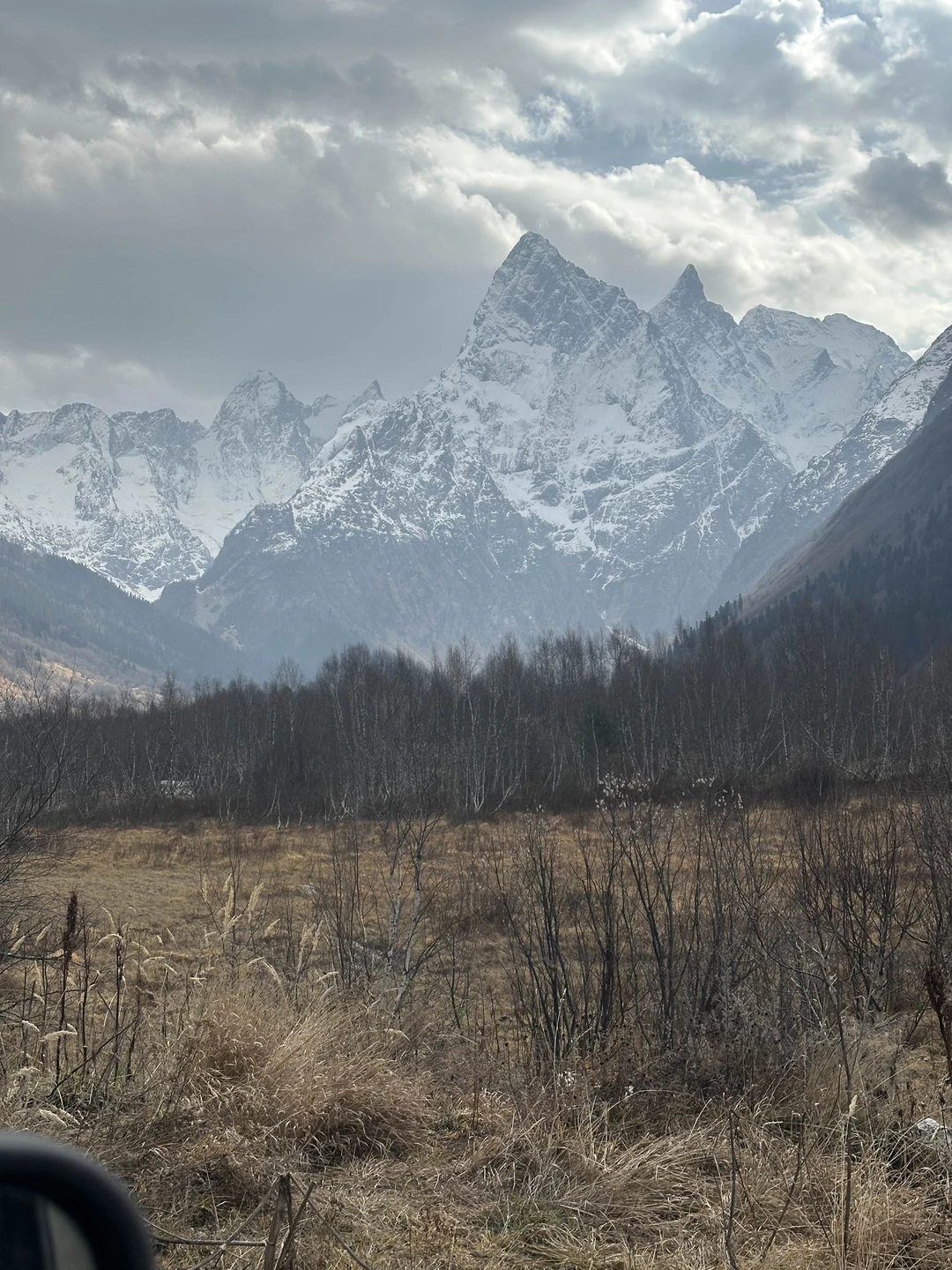 Путешествие в Домбай: туда, где бьётся сердце гор (Надежда)