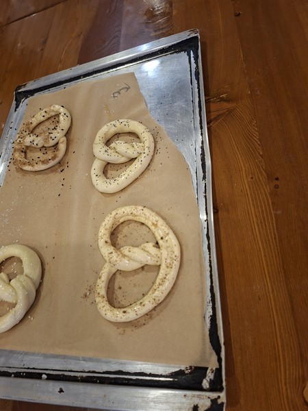 Отличный мастер-класс. И детям и взрослым очень понравилось. А варенье из жимолости- отдельный шедевр! Большое спасибо. Очень рекомендую