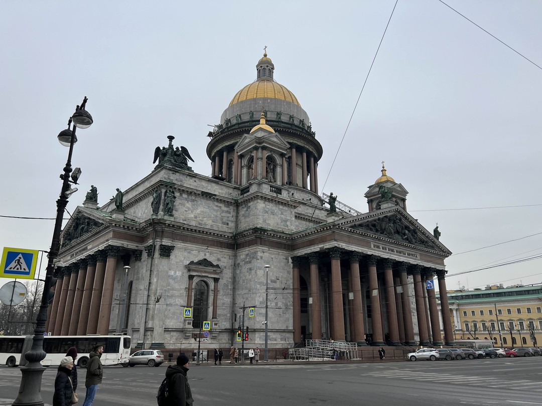 Пешком по Петербургу: полное погружение (Слим)
