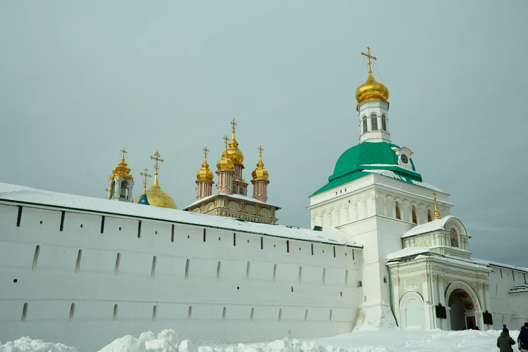 Очень благодарны Михаилу за интересную и познавательную экскурсию. Несмотря на февральскую метель, экскурсия прошла по плану