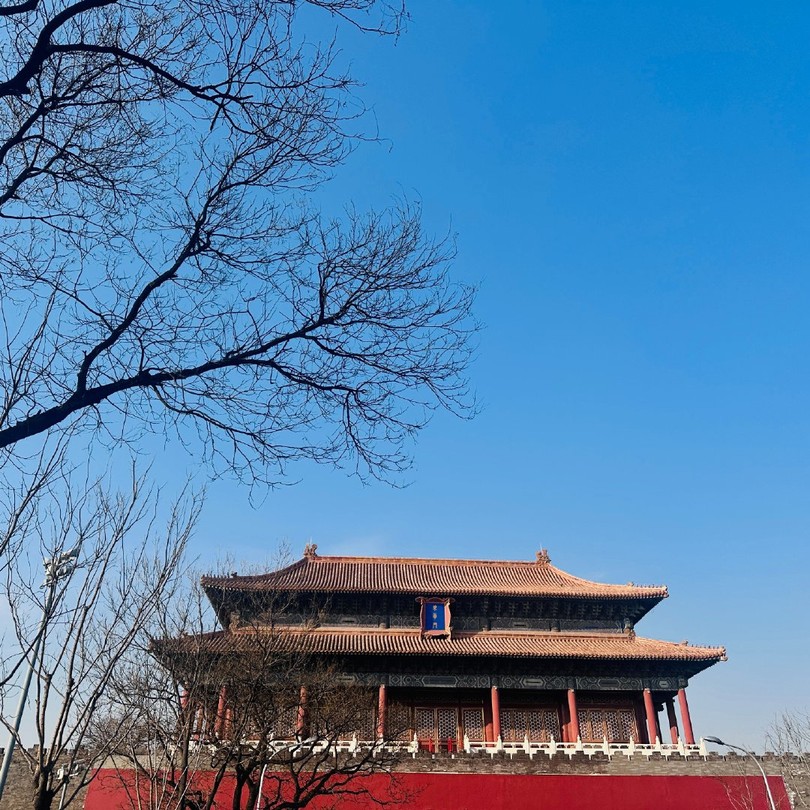 Гид может ответить на все вопросы! Очень экономит время.