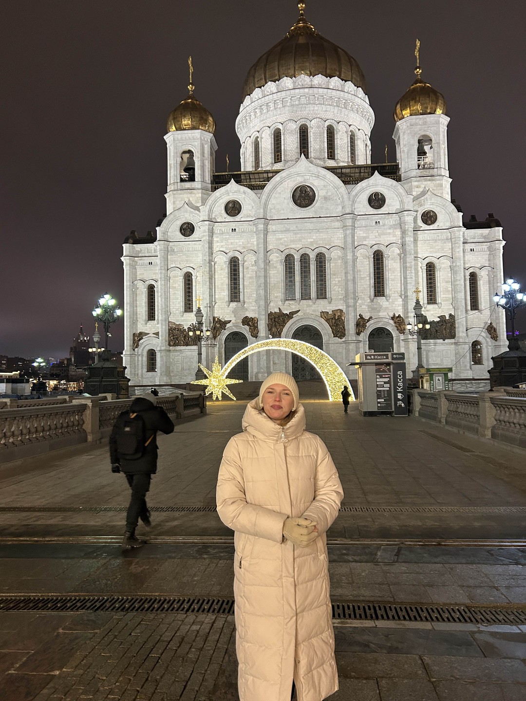 Ольга - великолепный экскурсовод. Помимо основной информации добавляет шутки, интересные факты!