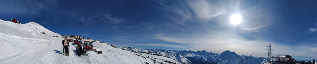 На джипе к Эльбрусу: Гижгит, поляна Азау и поляна Нарзанов (Дарья)