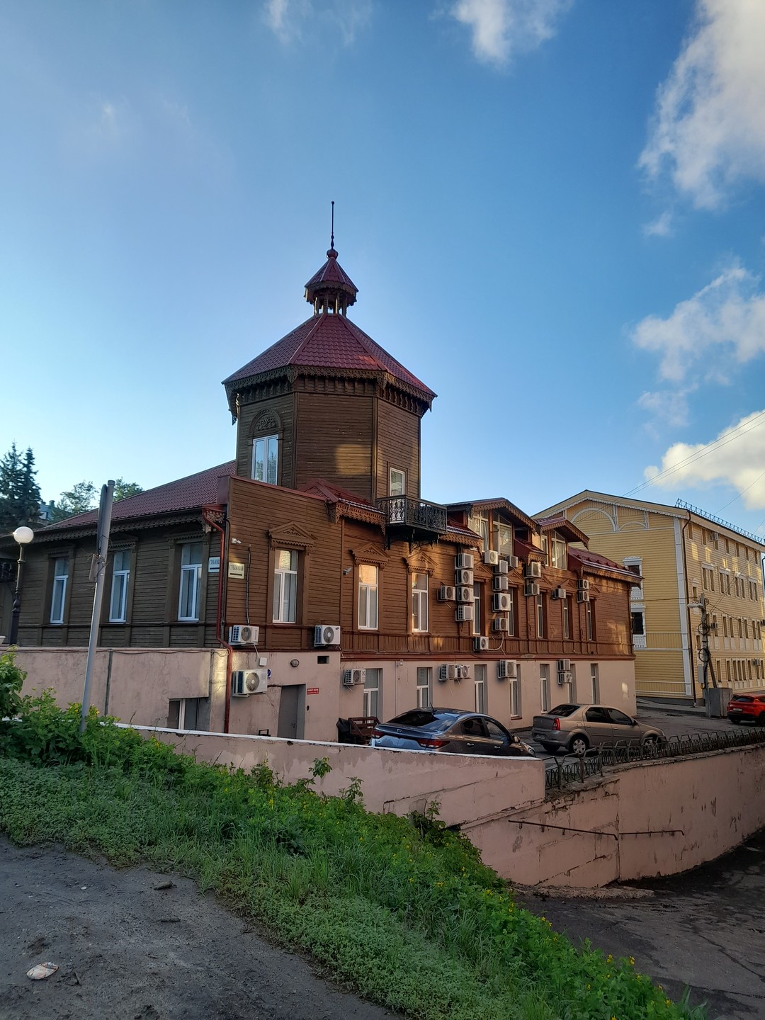 Милейший гид Татьяна, очень приятный человек и профессионал своего дела. Прекрасные впечатления от экскурсии! Всё очень
