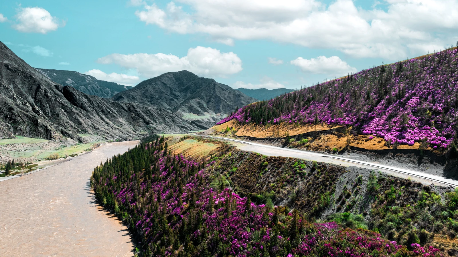 Алтай в красках мая: активное путешествие по знаковым локациям