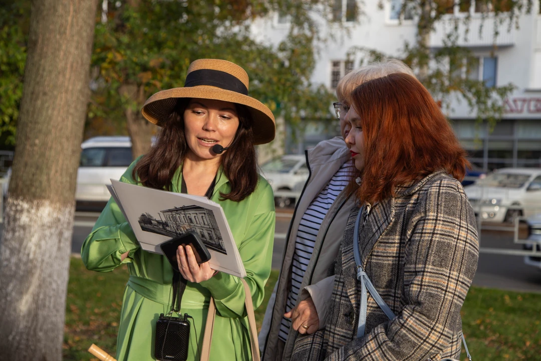 Экскурсия очень понравилась. За два часа не устали, прогулка в нашем темпе, наполненная информацией. Рекомендую.