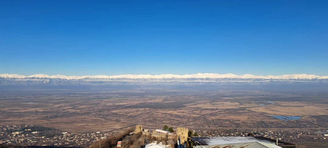 Прекрасная, отлично организованная и продуманная до мелочей экскурсия с прекрасным человеком и великолепным рассказчиком Торнике. Все