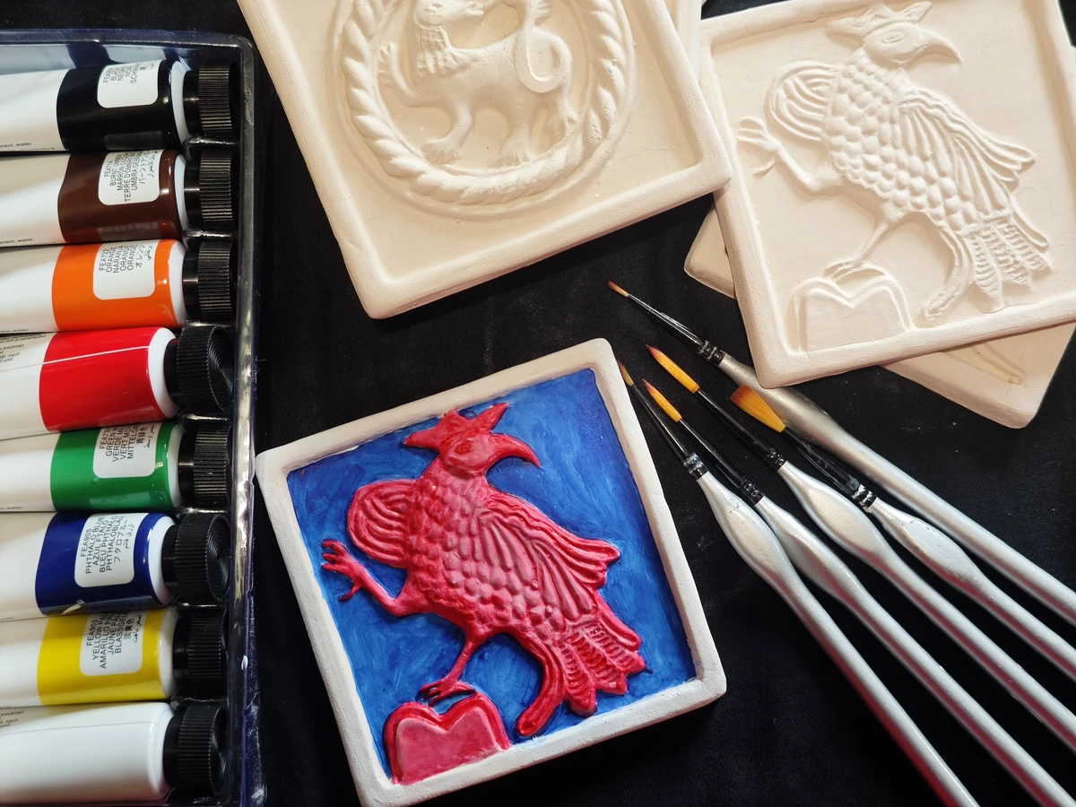 Псковский изразец: слепить и расписать