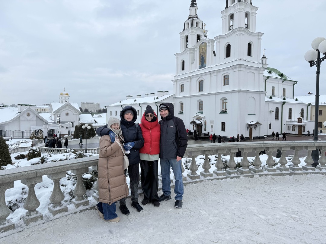 Спасибо большое экскурсовода Алене, которая очень подробно и интересно рассказала про историю города Минск и самой