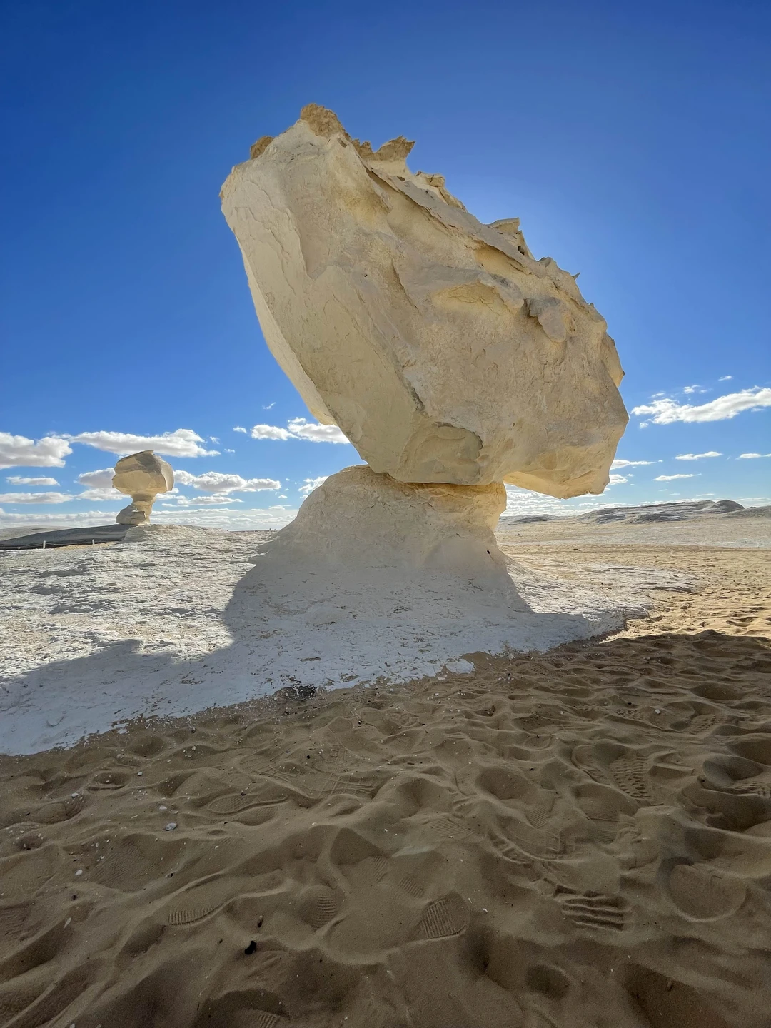 Экскурсия в пустыню однозначно стоит своих денег. Ночью красота неописумая!