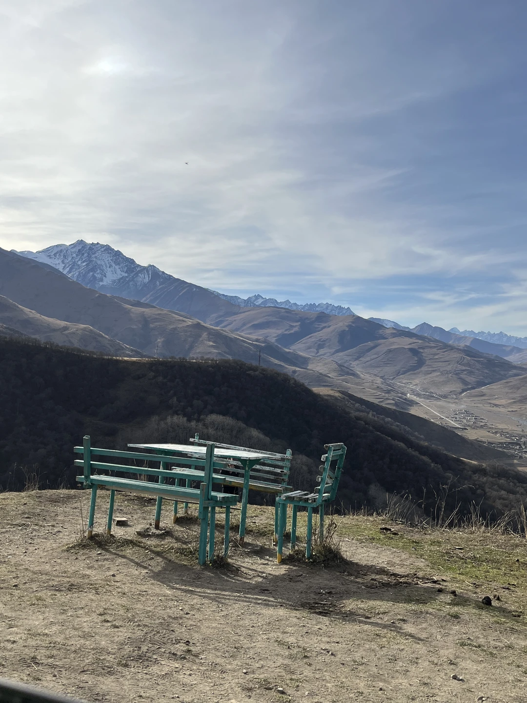 Гид - классный, маршрут - красивый. Экскурсия вышла очень теплой, интересной и душевной. Исторические факты и