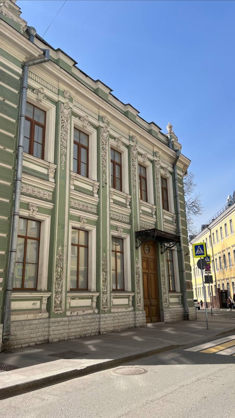 Одна из лучших экскурсий по Москве для нашей небольшой группы. Екатерина прекрасный гид, вместе с её