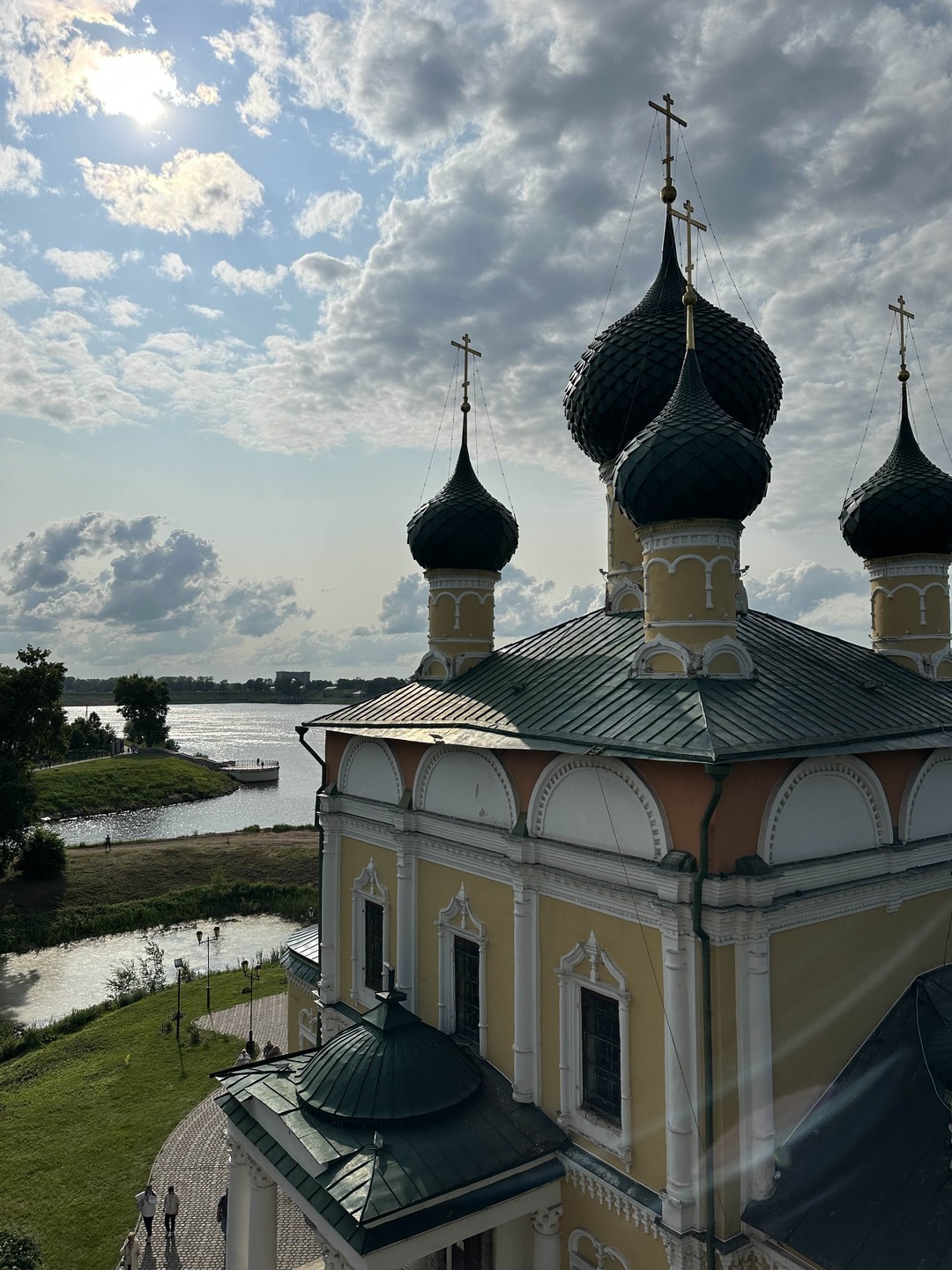 Обзорная экскурсия по Угличу с посещением кремля (Виктория)