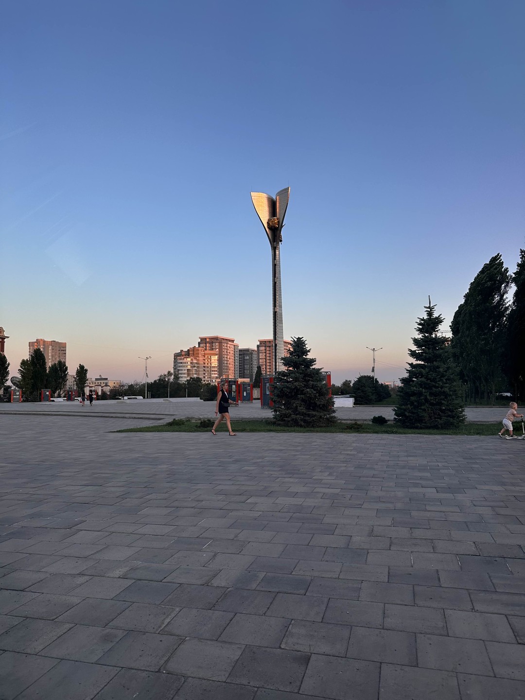 Интересный рассказ, адаптирован под нас, комфортно, интересно