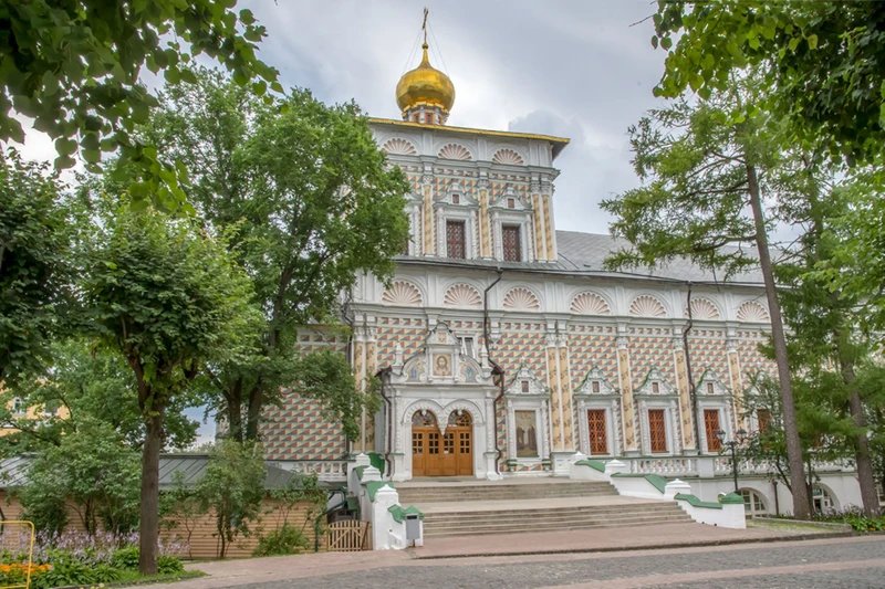 По Сергиеву Посаду и Свято-Троицкой лавре - с историями