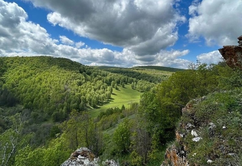 Водопад Кук-Караук, гора Бужатау и шихан Торатау - из Уфы