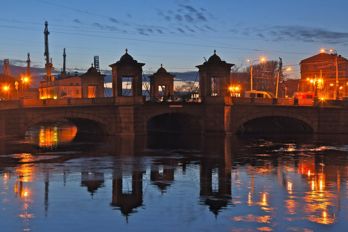 Ночная велопрогулка по Питеру: вдоль берегов Фонтанки