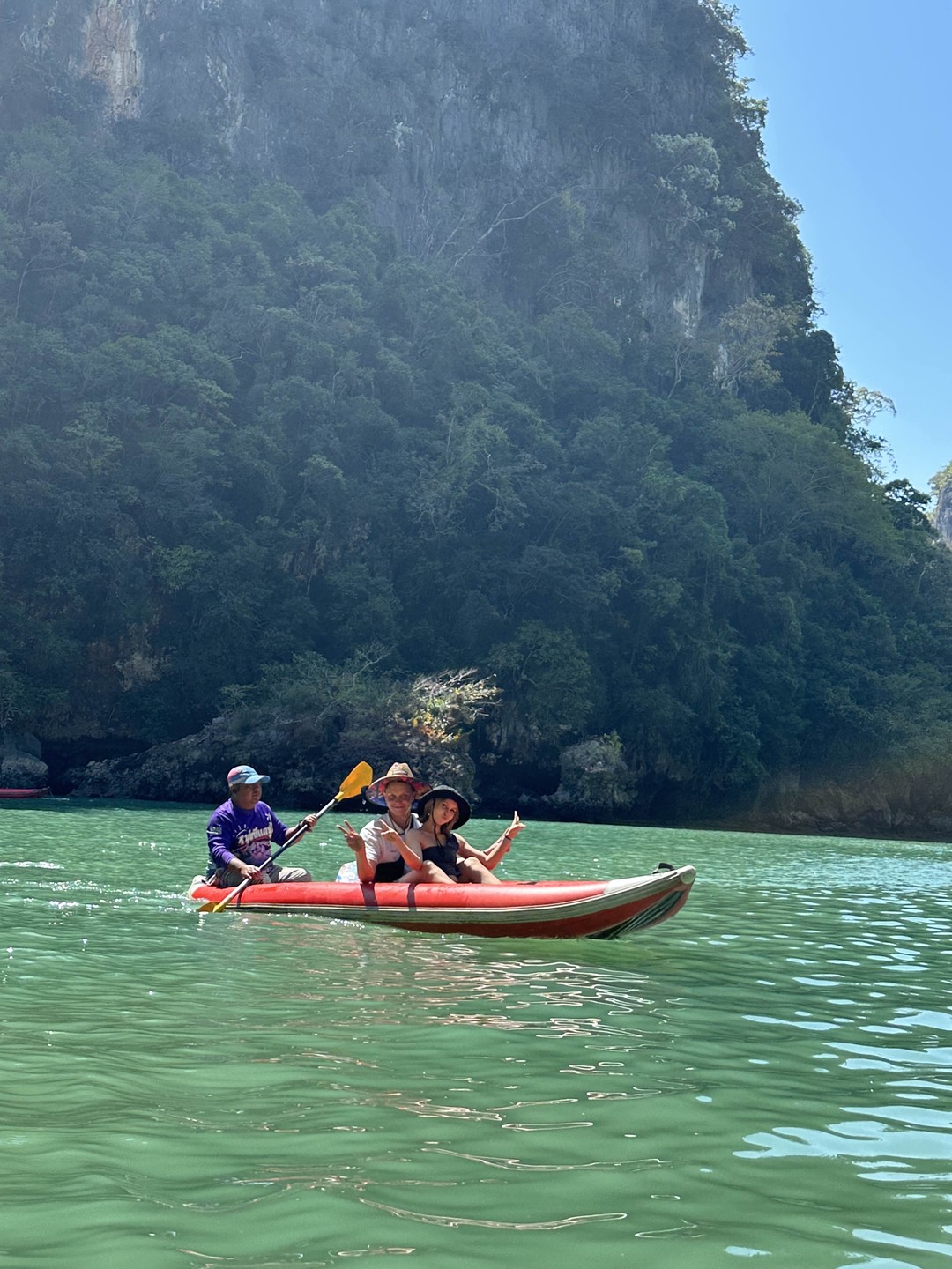 Индивидуальный тур на Пханг-Нга с Алексом оказался просто потрясающим и полностью превзошёл ожидания. Уже с самого