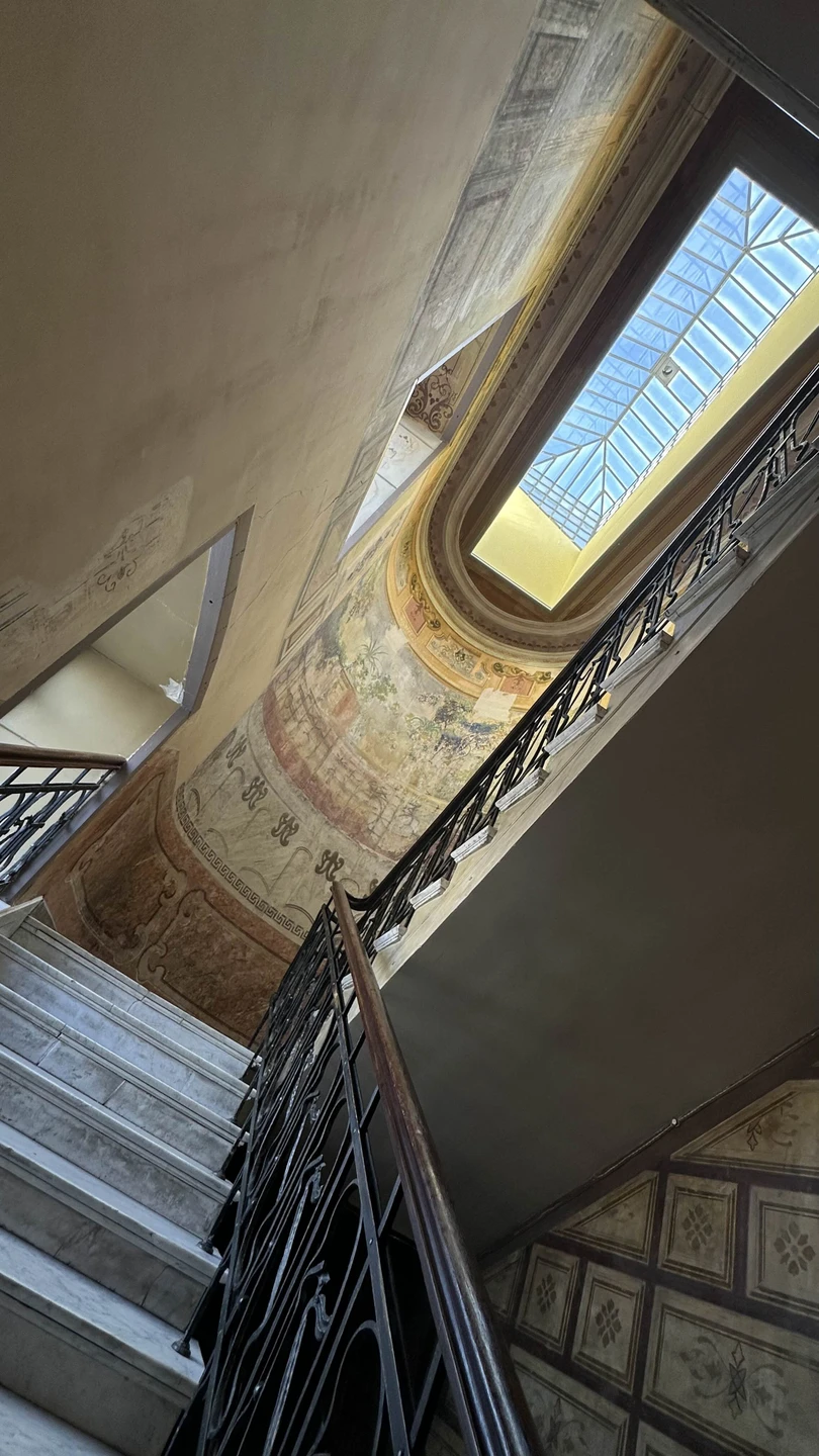 Потрясающая экскурсия! Легко, познавательно, в приятной дружеской атмосфере. Красавица