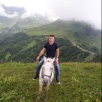 Аслан - представитель агентства