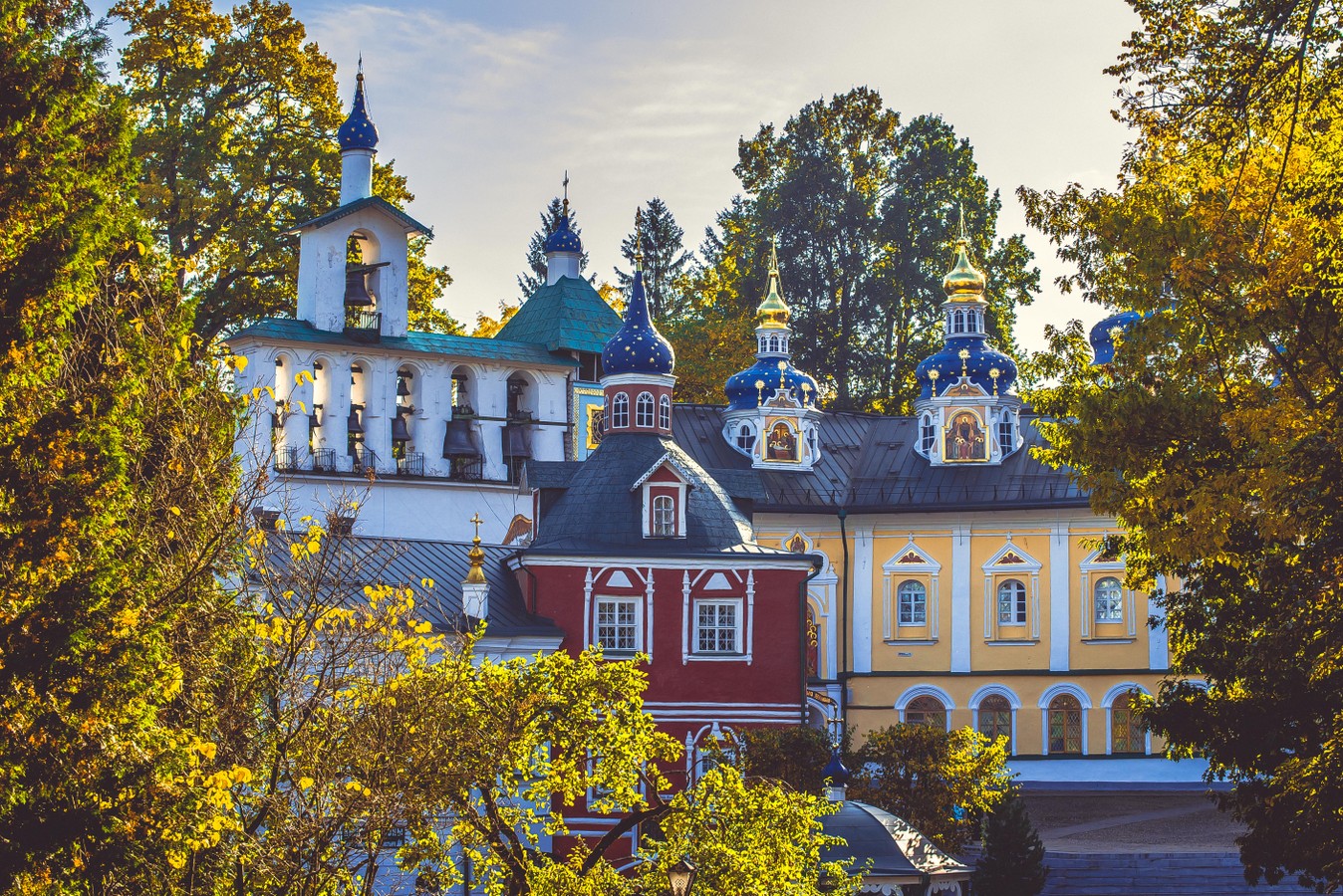 Русь стародавняя: Изборск и Псково-Печерский монастырь