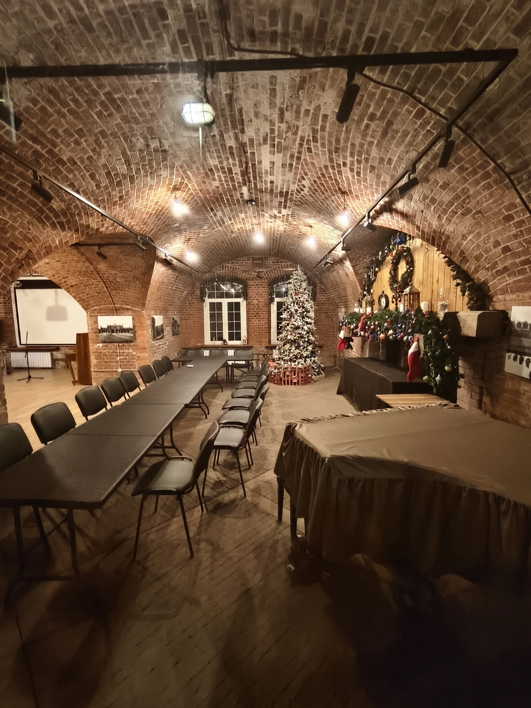 Экскурсия интересная и познавательная. Много исторической информации и фактов об денхоффе и не только. Рекомендую!