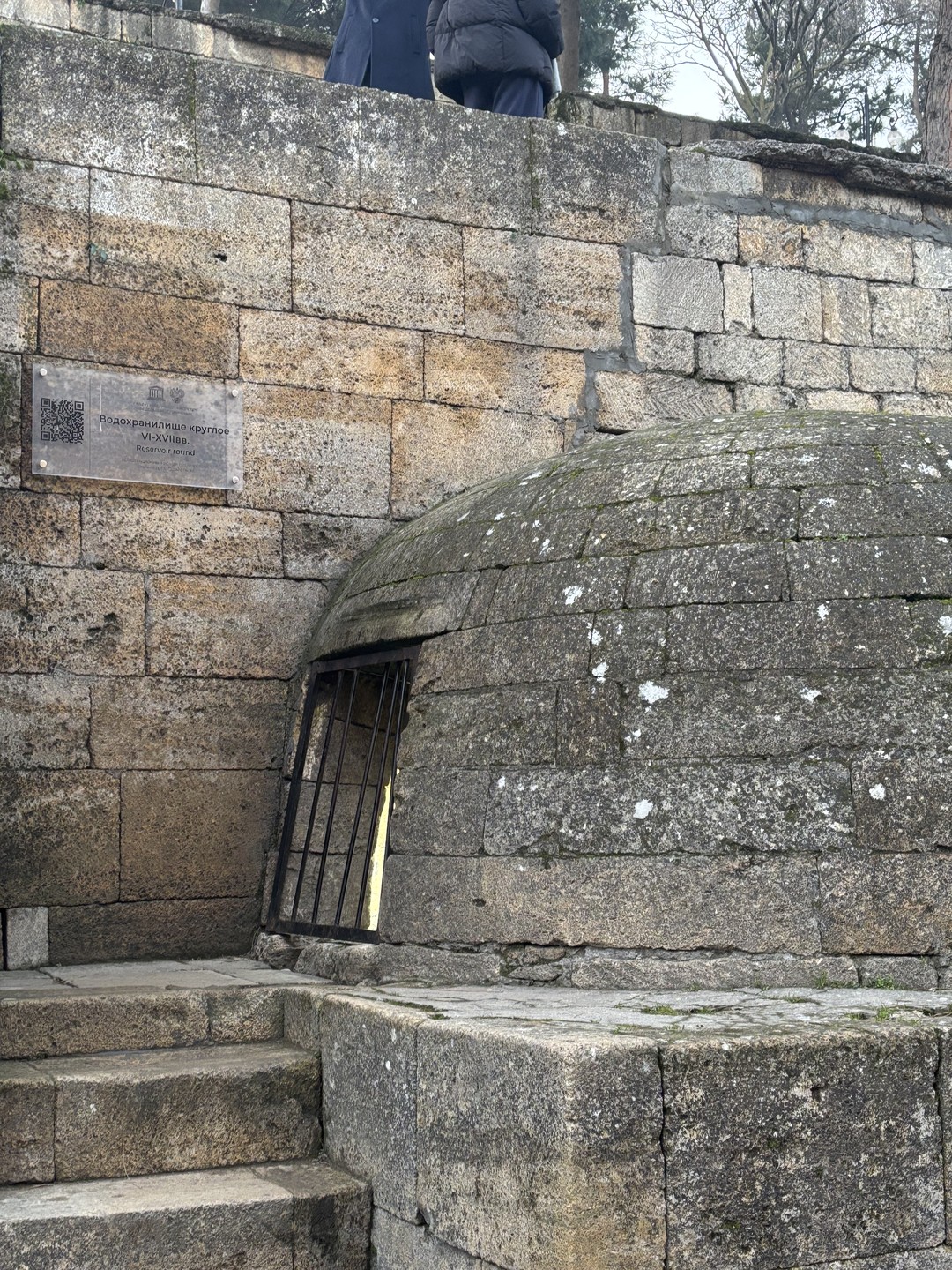 Невероятно крутая и интересная экскурсия, узнали много нового о культуре Дербента, о старинной крепости Нарын-кала, прогулялись